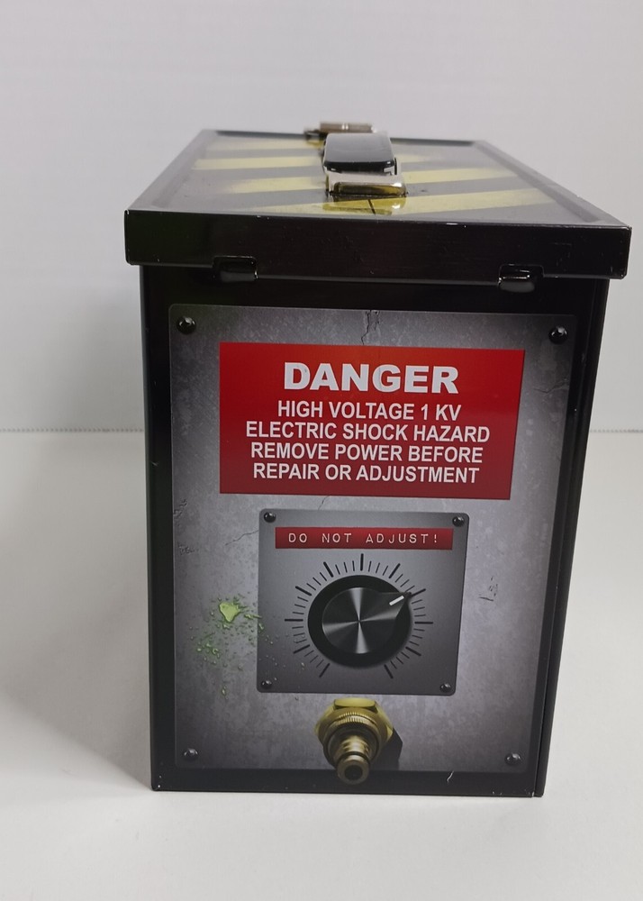 Ghostbusters Ghost Trap Novelty Tin Box Nerd Block Lunch Box