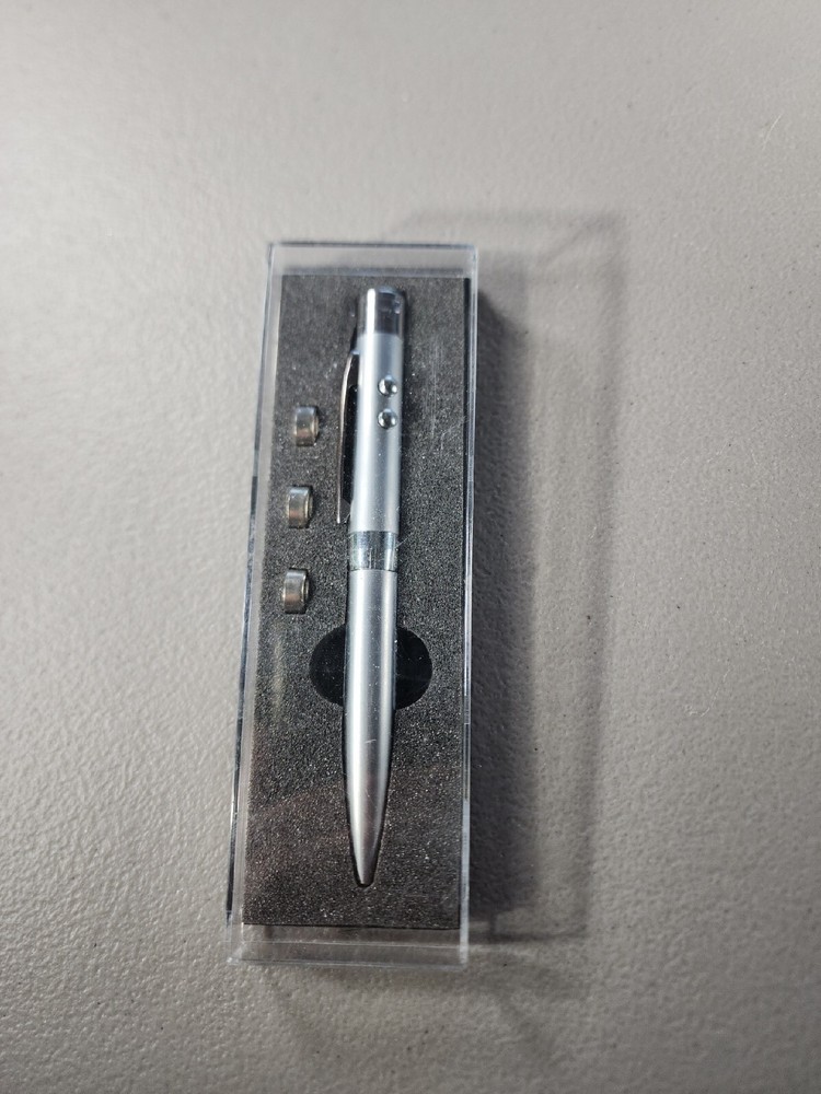 TWIE Diode Laser Pointer & Flashlight Writing Pen S/N: KAI2012 NEW!