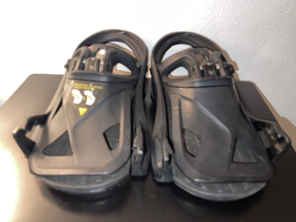 Burton Step On Black Bindings Size Large US 11-13