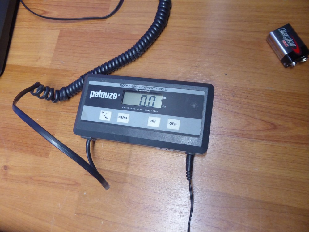 PELOUSE HEALTHOMETER DIGITAL SCALE model 4040 400LB