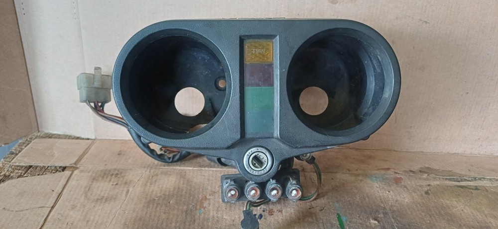 Honda Superdream CB250N Clock Surround Loom & Ignition Switch Read Description