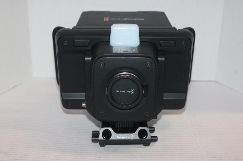 Blackmagic Design Studio Camera 4K Plus