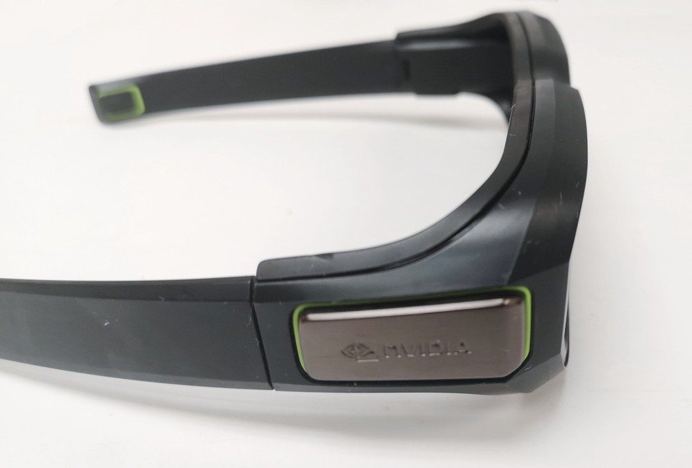 NVIDIA 3D Vision 2 Active 3D Glasses P1431 Wireless Gaming PC – UNTESTED