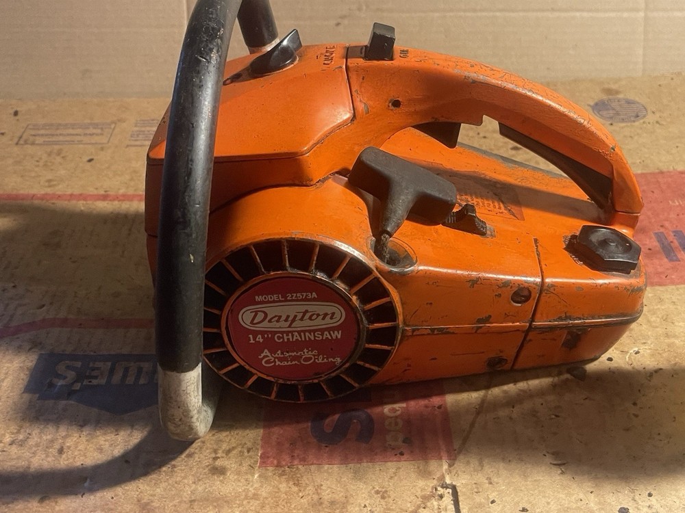 Dayton Model 27537A Chainsaw