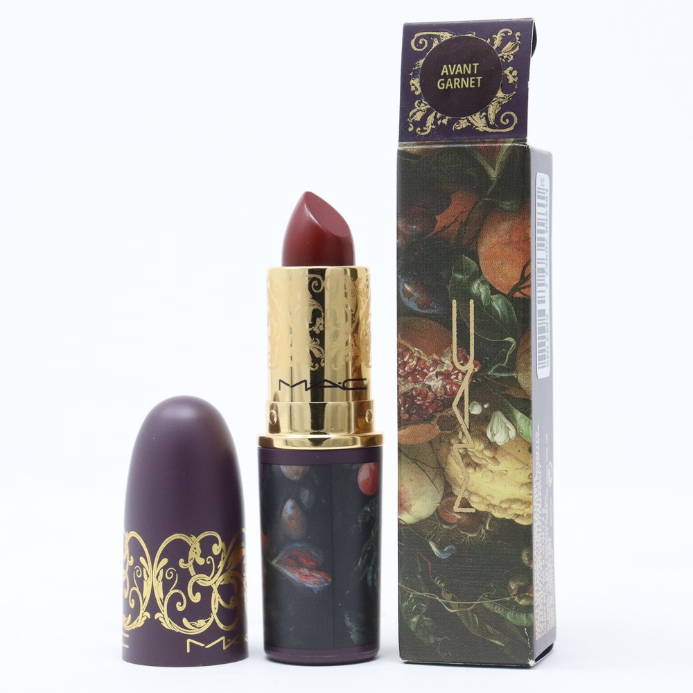 MAC Matte Lipstick 0.1oz