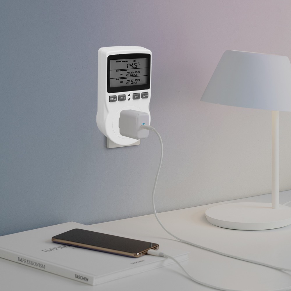 Digital Thermostat Outlet Plug Temperature Controller Socket Heating Cooling