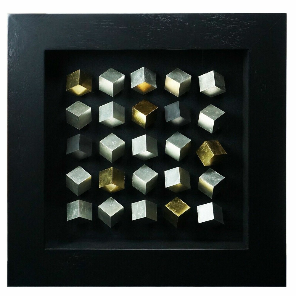 Colored Parallelepiped Shadow Box