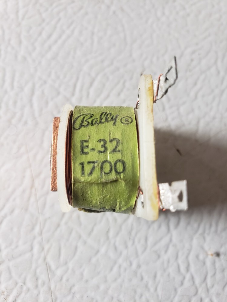 Classic Bally Pinball Machine  Coil E-32 1700