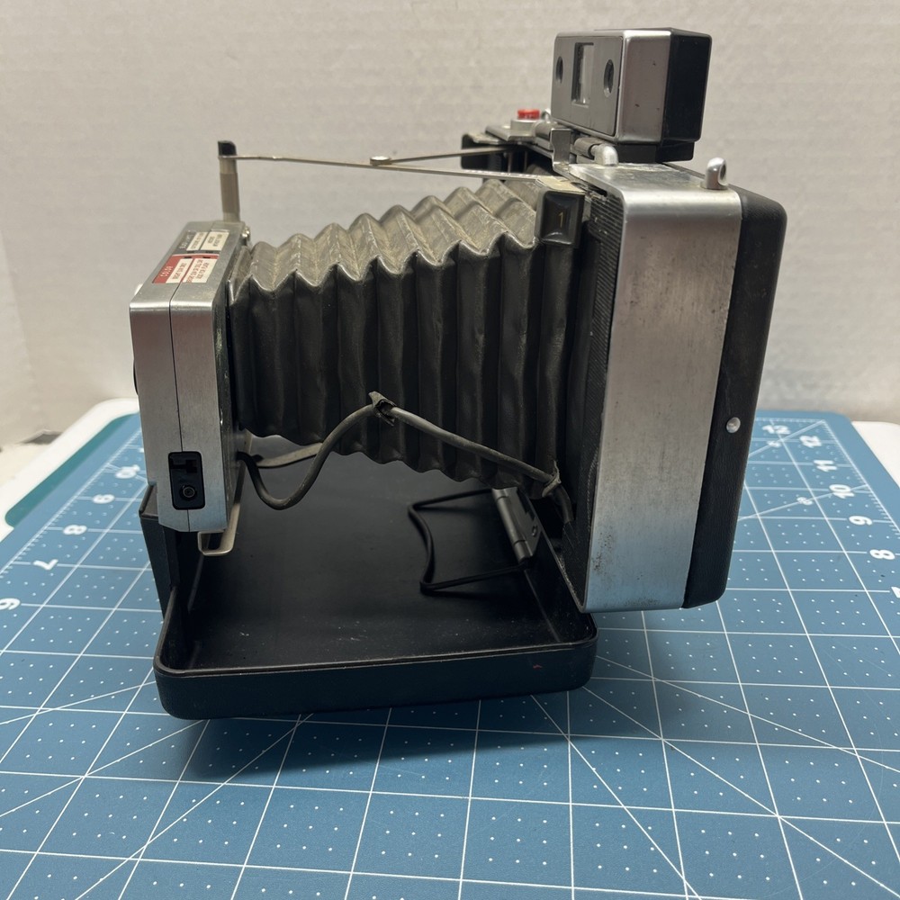 Vintage Polaroid 100 Automatic Land Camera caring Case Flash Manual extra lens ￼