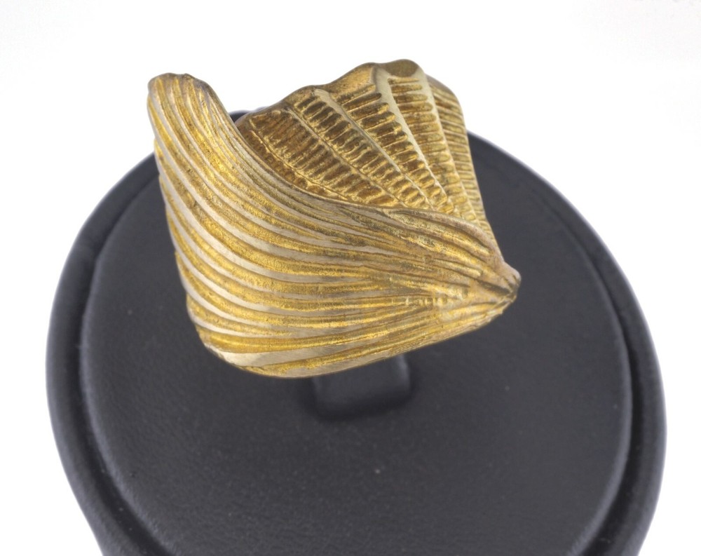 Leaf Adjustable Ring Raw brass (18mm 8US inner size - Adjustable ) OZ2843