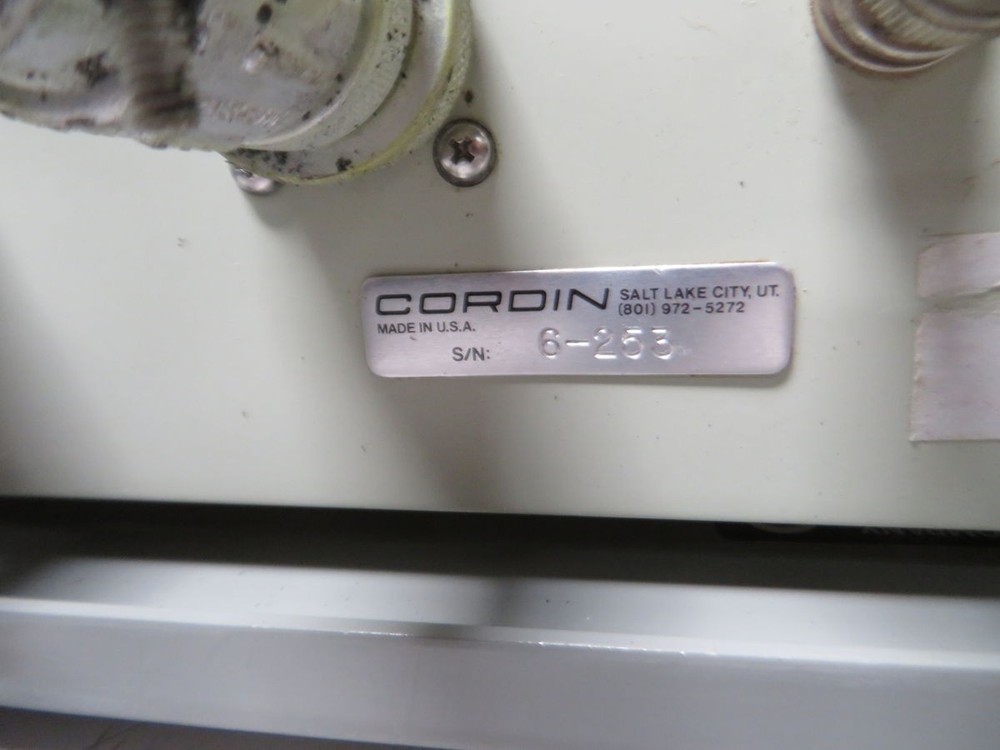 CORDIN 359 LIGHT SOURCE M7251