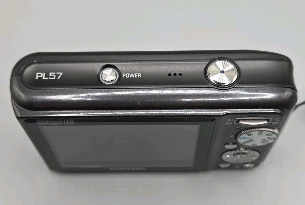 Samsung PL57 Digital Camera, No Charger, Please Read Description, Working.