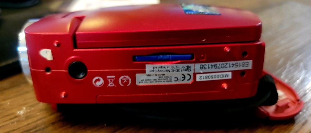 Vivitar DVR949BLK Camcorder