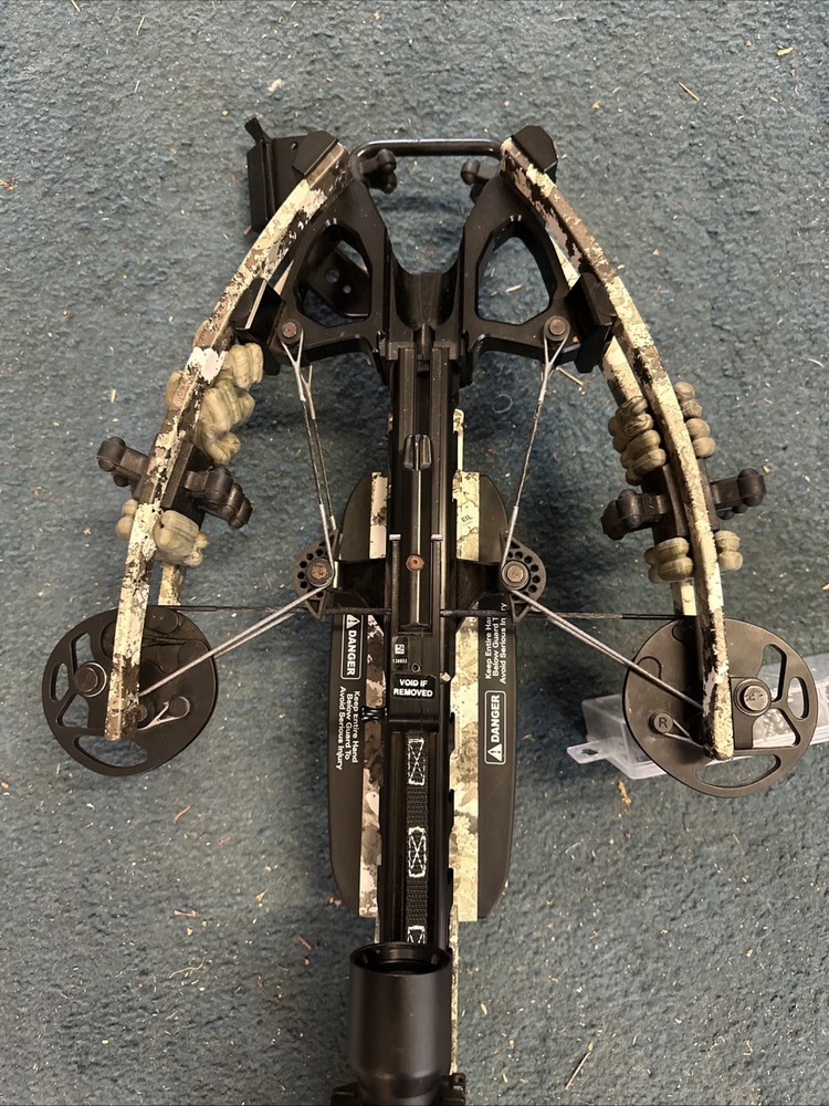 TenPoint Viper S400 Crossbow w/scope camo