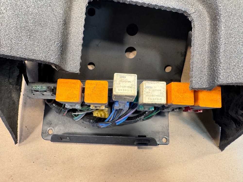 Jaguar XJS Hood Control Module And Relay Convertible