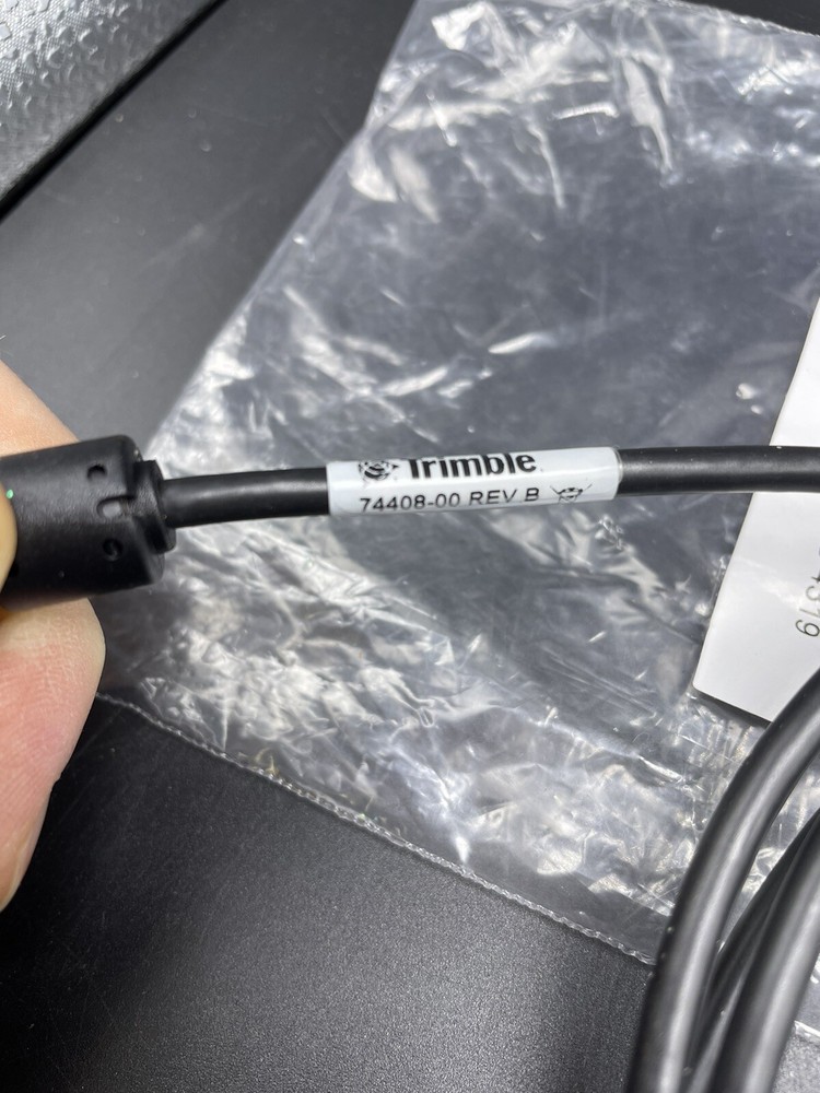 Trimble 74408-00 Rev B Cable USB