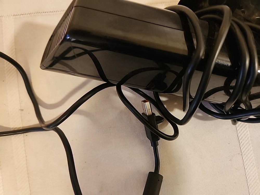 Microsoft Xbox 360 Kinect Connect Black Sensor Bar Model # 1414