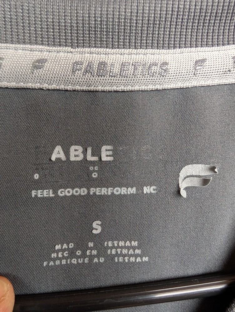 Fabletics Women's Short Sleeve Max Scrub Top Size Small