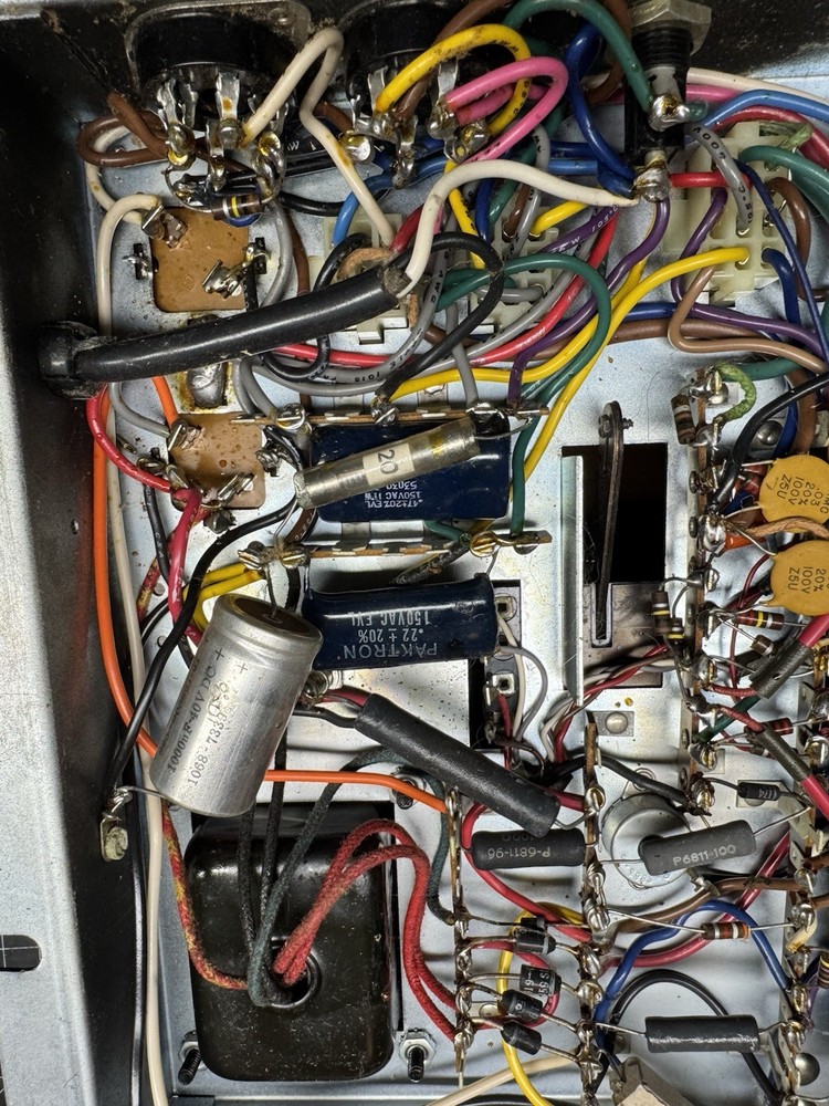 lowery solid state amplifier With Petal