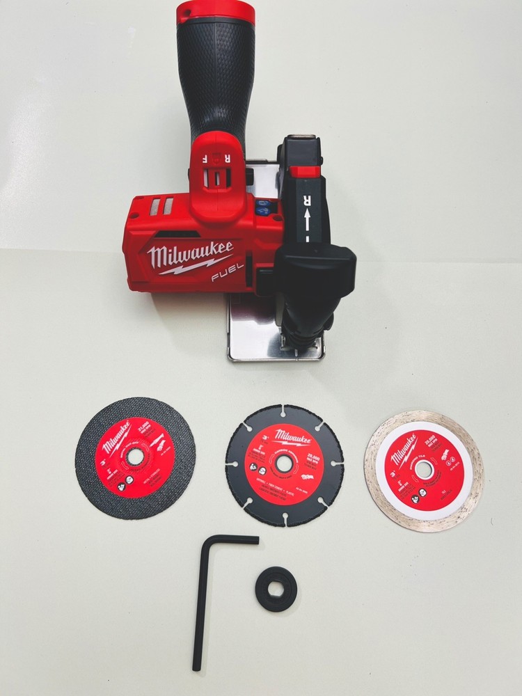 MILWAUKEE M12 2 TOOLS FUEL tool + accessories