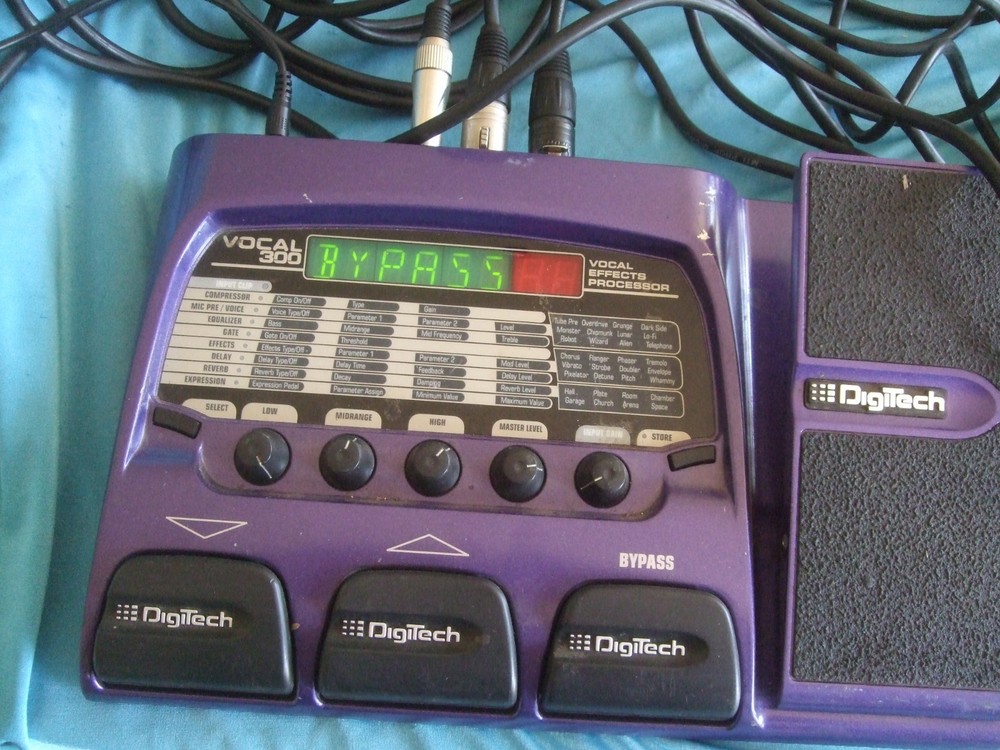 DigiTech Vocal300 Vocal Effects Processor w/AUDIX OM5/CABLES & AC ADAPTOR