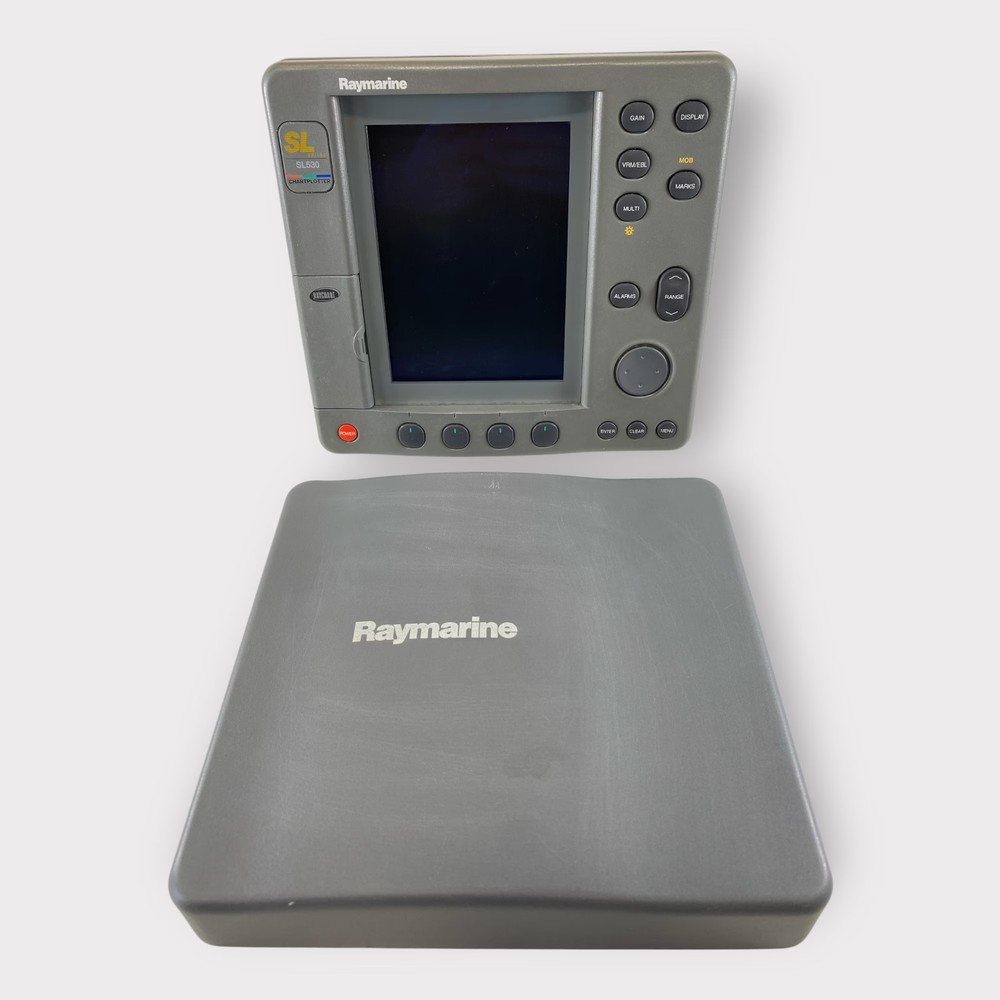 Raymarine SL530 Standalone ChartPlotter Display - E32044 - W/ Sun Cover