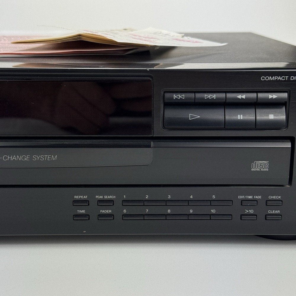 Sony CDP-C265 5 Disc CD Changer Player Tested Working w/ Manual