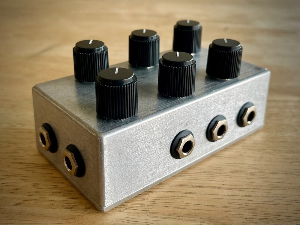 3×2 Matrix Mixer (Handmade, Rucci)