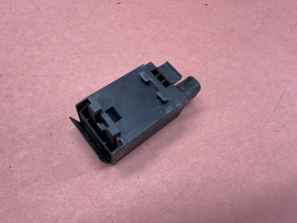 BMW E38 740IL E46 E39 E31 E83 E53 E85 Sensor Air Control Sender OEM 145K Miles