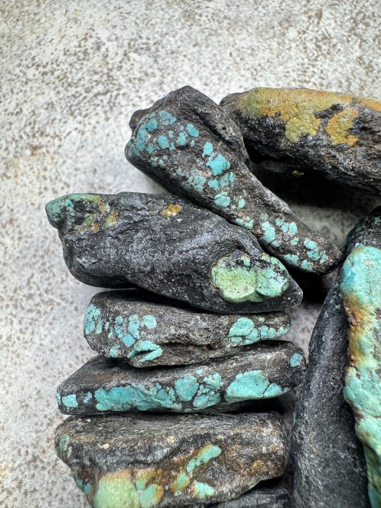 Moon River turquoise rough stabilized