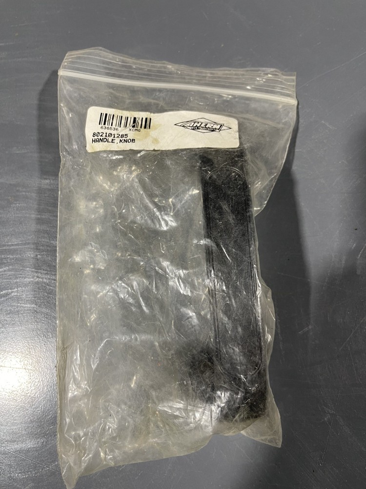 Handle knob for XS122 802101285