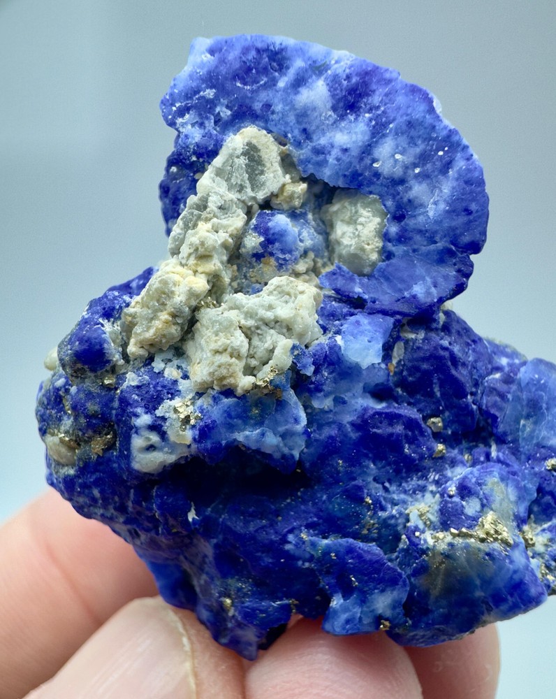 35 Gram Fluorescent Phosphorescent Blue Hackmanite W/ Pyrite & Unknown
