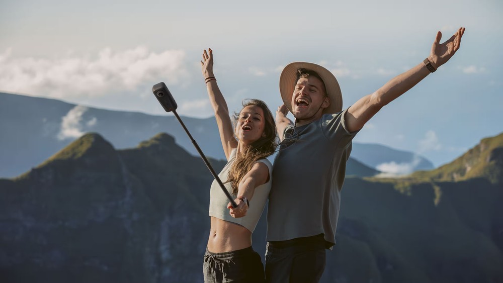 Insta360 - X4 Air Starter Bundle - Black