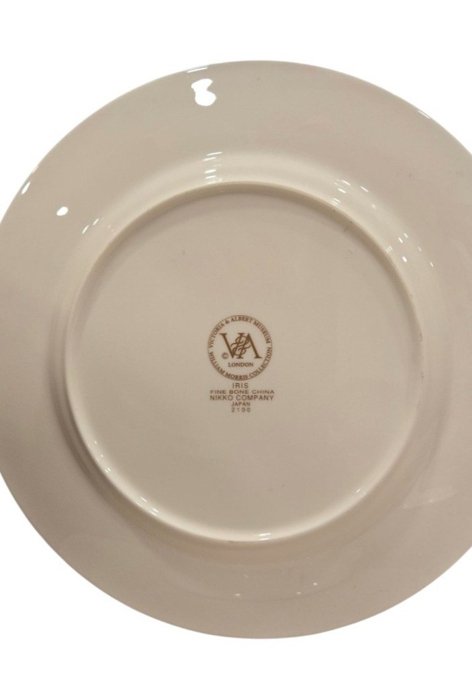 Nikko Iris Place Setting