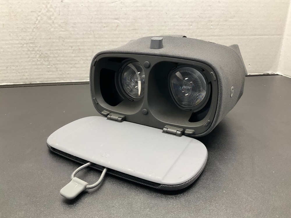 Google Daydream View Smartphone VR Headset with Remote D9SCA