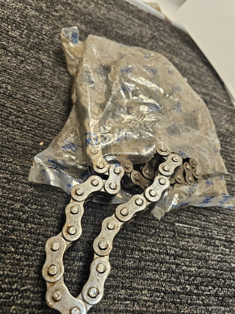 Donghua BL5 Industrial Chain Precision Engineering Replacement For Forklift Mast