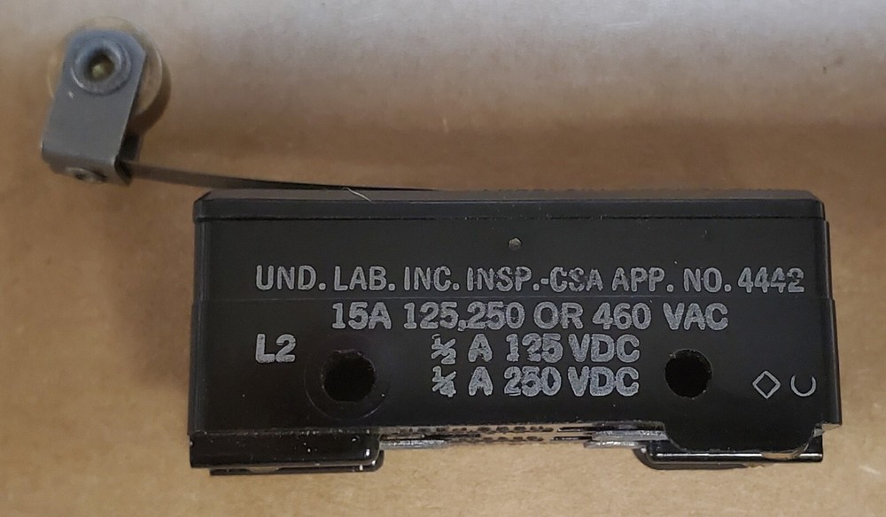 NEW OPEN BOX MICRO SWITCH, BZ-2RL2 ROLLER LEVER LIMIT SWITCH