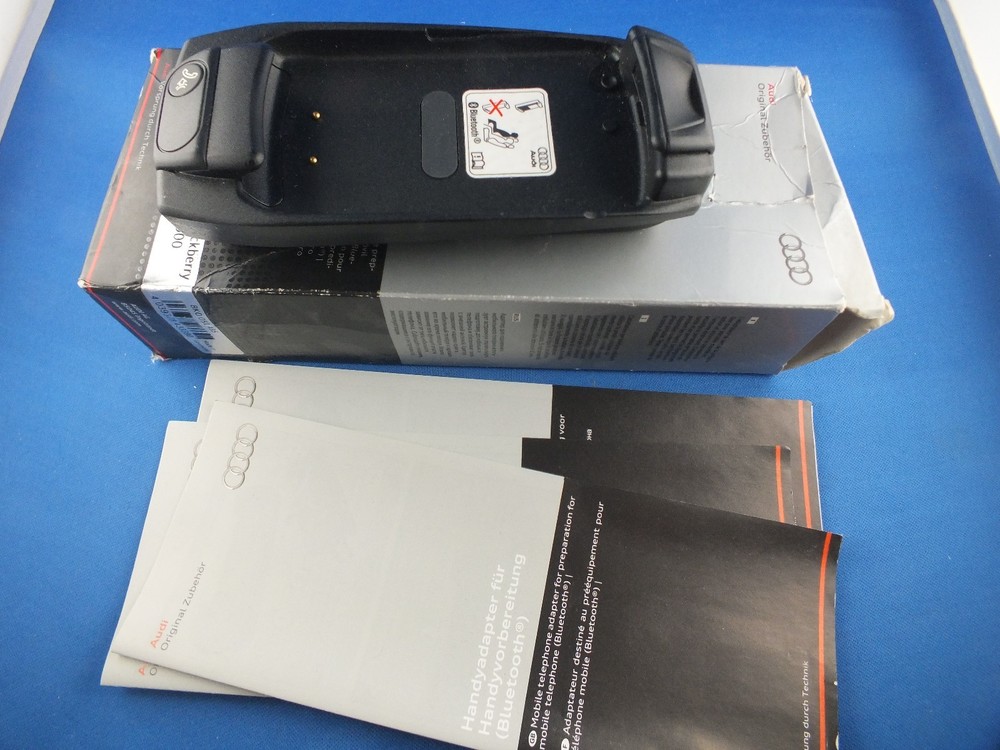 BLACKBERRY 8900 AUDI BLUETOOTH PHONE ADAPTER NEW Bluetooth 8K0051435 Case