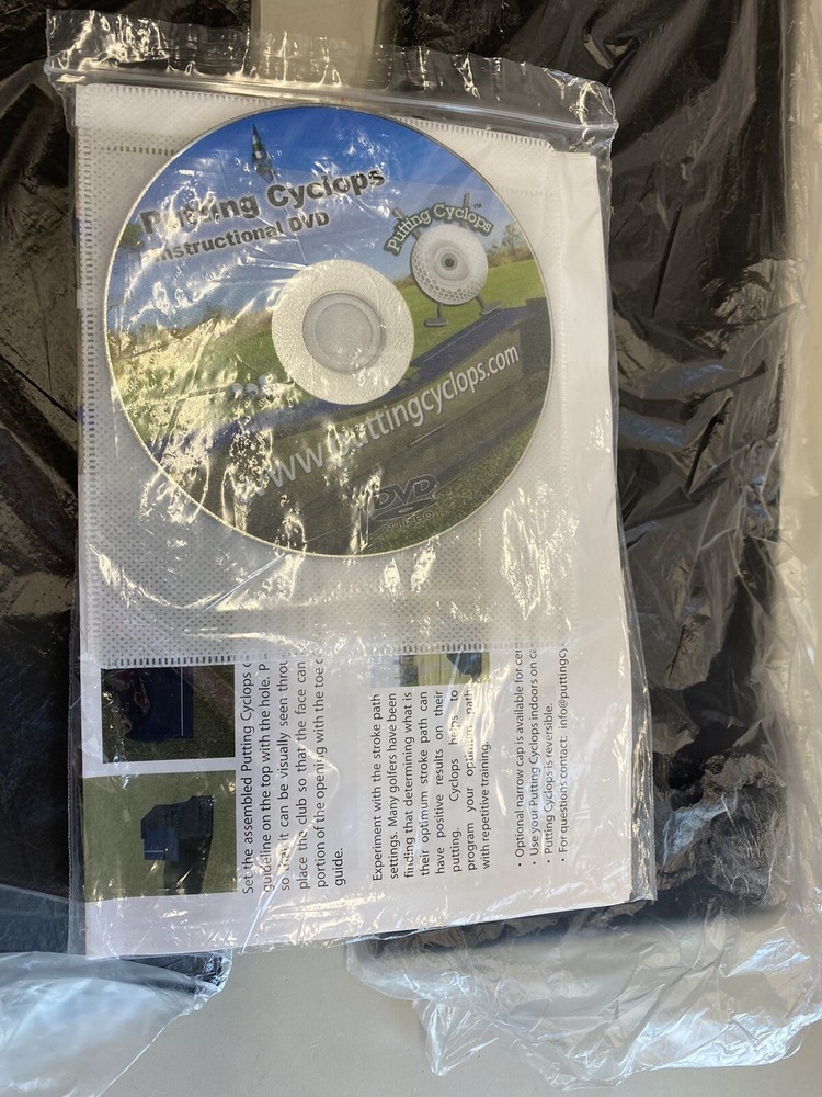 Putting Cyclops Golf Putting Aide Training Device