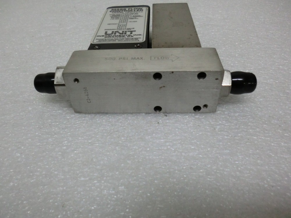 Unit Instruments Mass Flow Controller UFC-2000