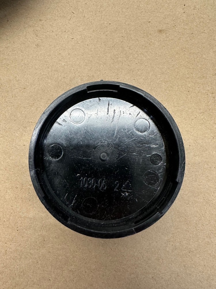 Eaton SL7-CB-FW Single Sided Vertical Mount Base