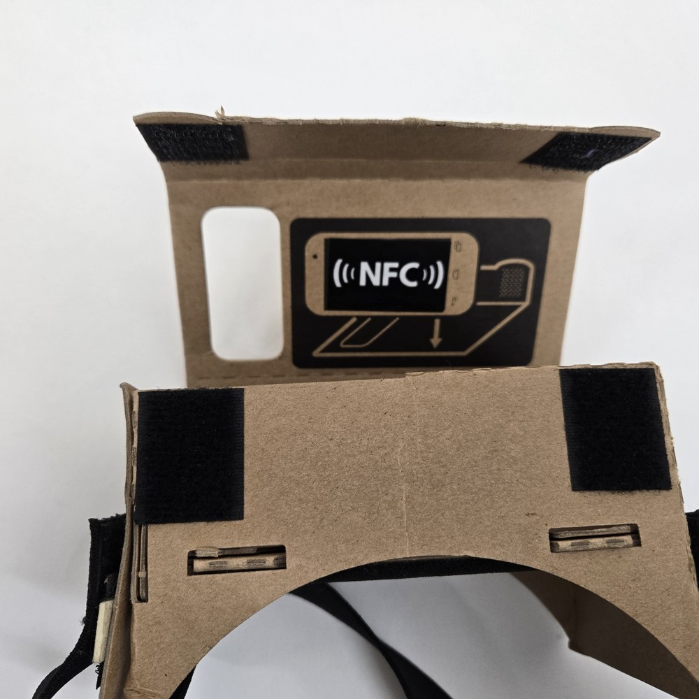 2010-era Google Cardboard 3D VR Virtual Reality Headset
