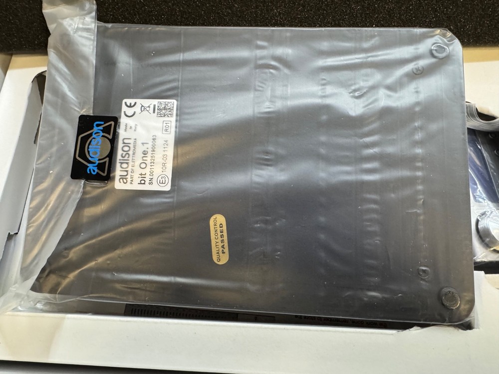 audison bit one new, open box