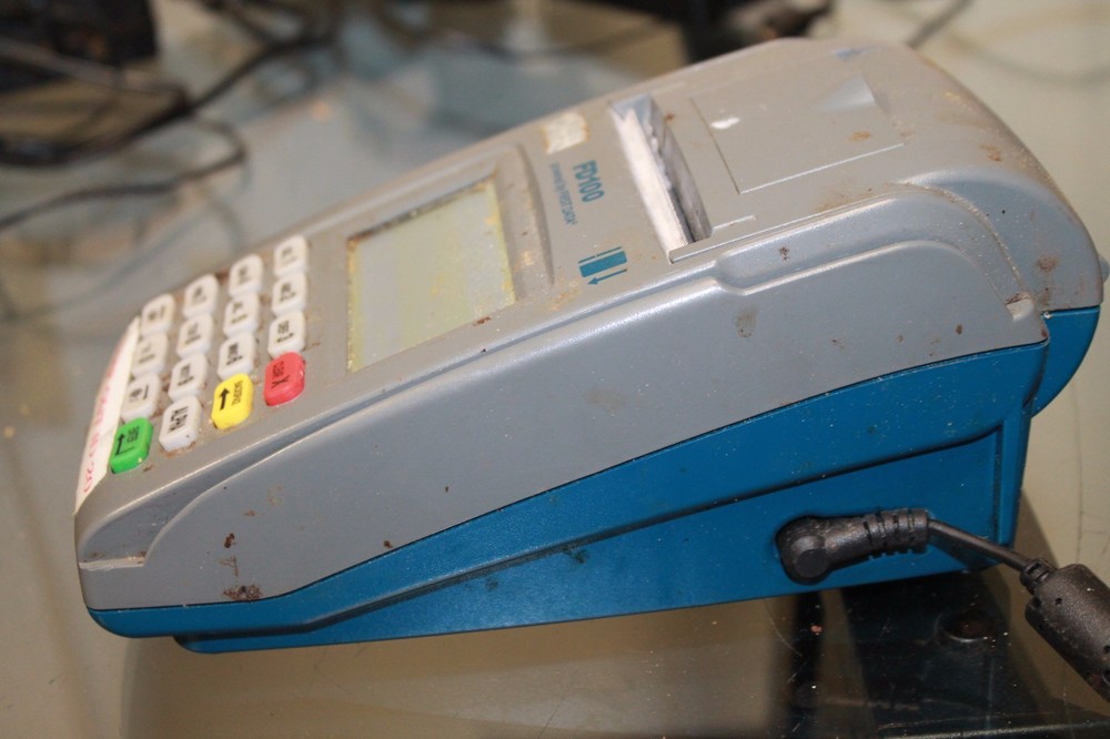 First Data | FD-100 Credit Debit Card Terminal