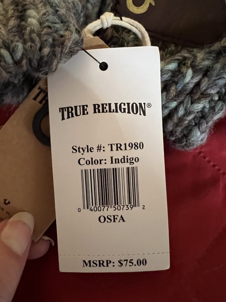True Religion Convertible Mittons. NWT.