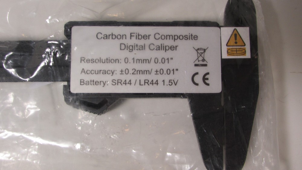 Electronic digital caliper digital display battery operated