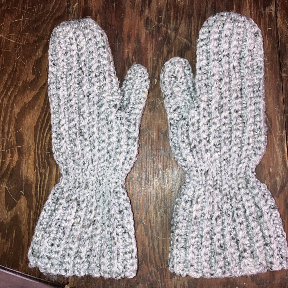 Handmade Mitten S