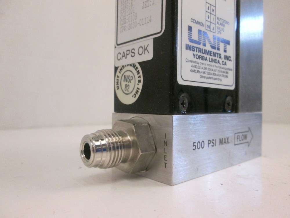 Unit UFC-1100A Mass Flow Controller MFC, He, 1.5 SLM