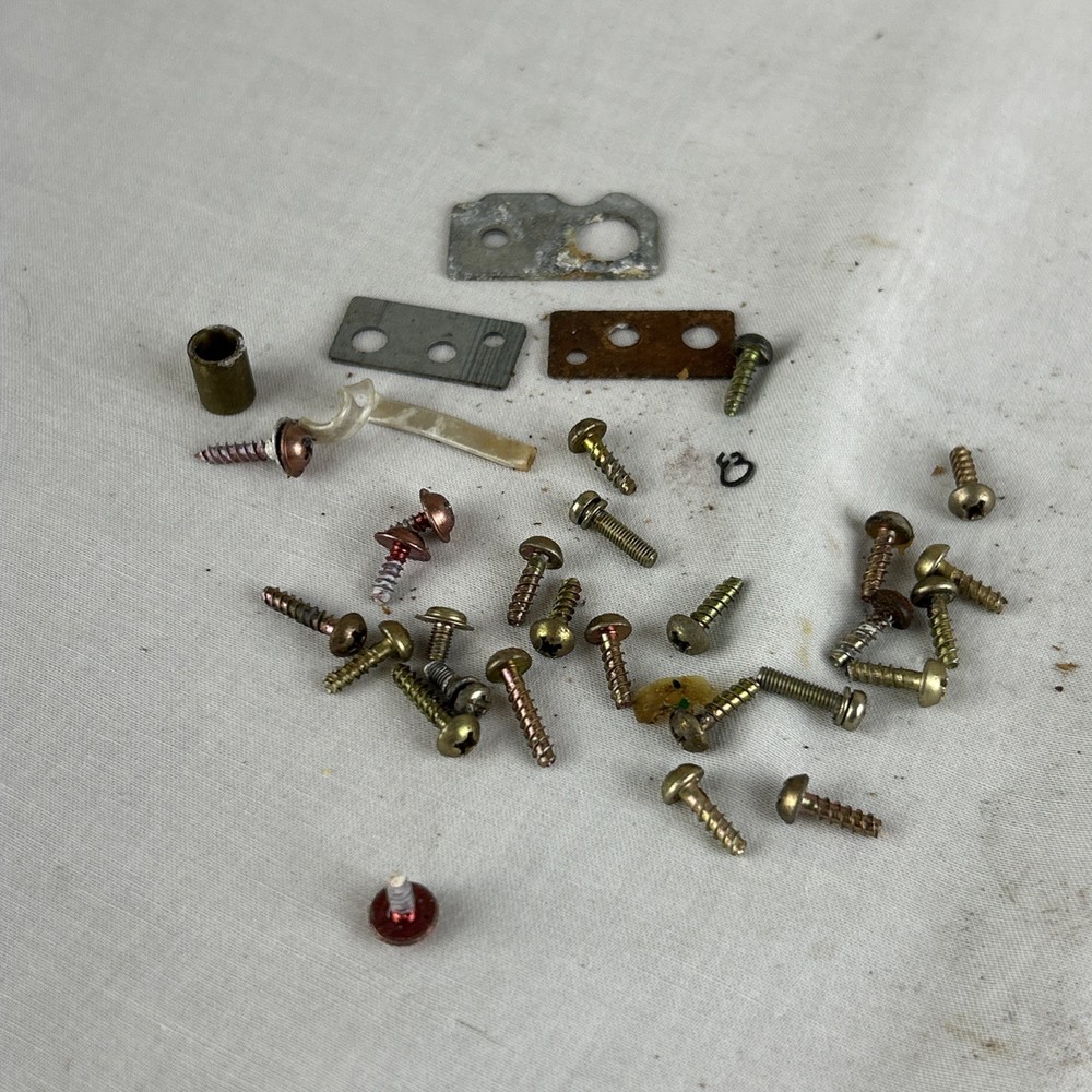 Technics SL-D3 Miscellaneous Screws