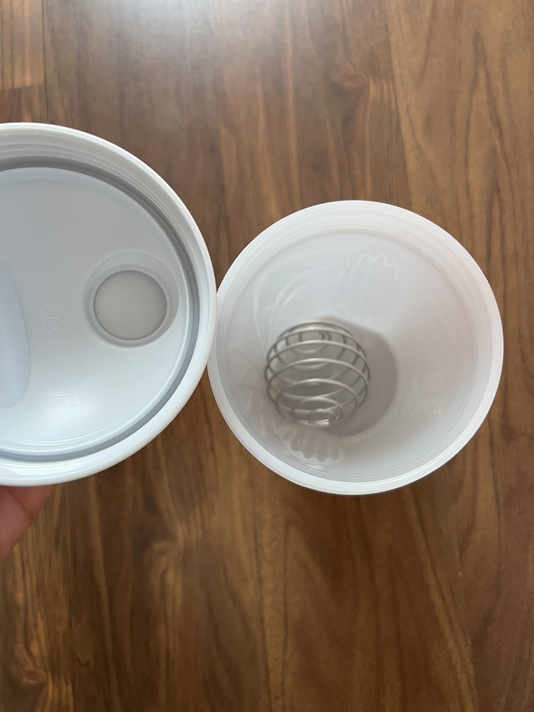 New Small Blender Bottle In White